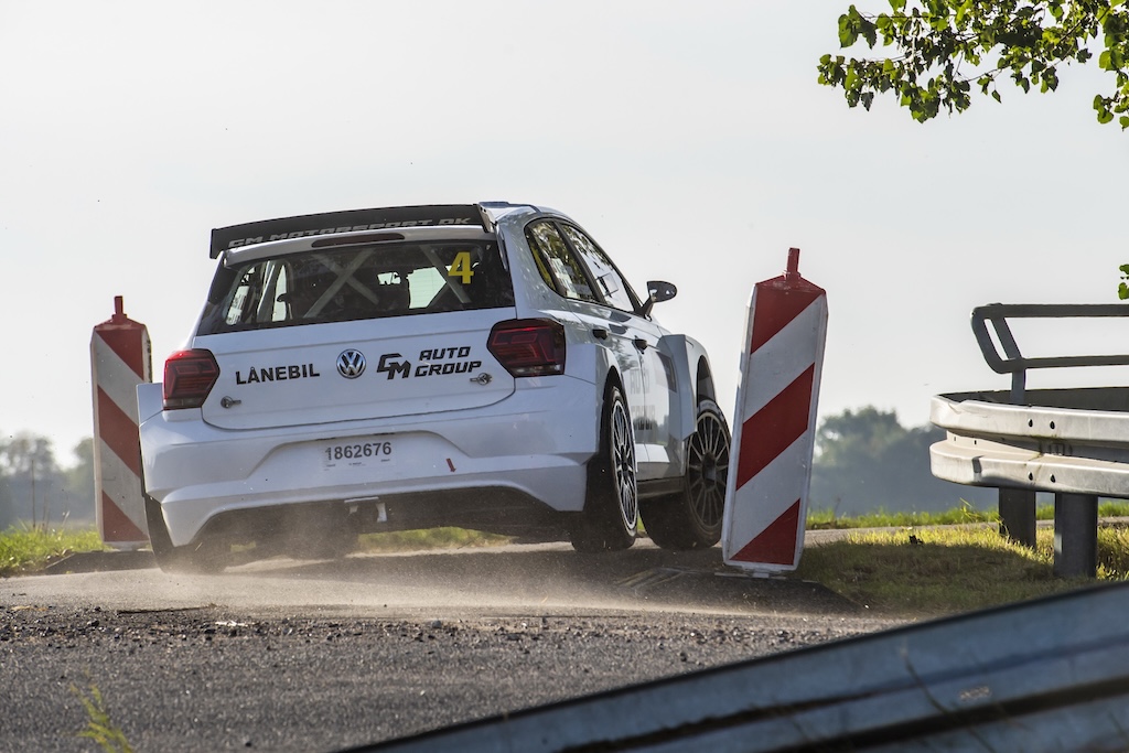 Marco Gersager og Ditte Kammersgaard kørte til kanten i Rally Midtsjælland.
(Foto: Jokum Tord Larsen)